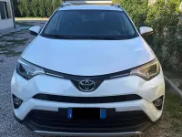 Usata Toyota RAV4 Active 143 CV (105 kW) 2016 Bianco SUV