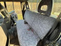 Usata Mitsubishi L200 100 CV (73 kW) 2005 Grigio Pick-up