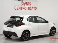 Usata Toyota Yaris Hybrid Trend 115 CV (84 kW) 2022 Bianco Berlina