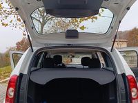 Usata Dacia Duster Lauréate 107 CV (78 kW) 2012 Bianco Berlina