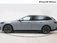 Usata BMW i5 M Sport 289 kW (394 CV) 2025 Grigio Station wagon