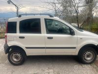 Usata Fiat Panda 4x4 69 CV (50 kW) 2005 Bianco Utilitaria