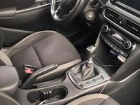 Usata Hyundai Kona 120 CV (88 kW) 2019 Bianco SUV