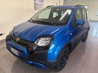 Usata Fiat Panda Cross Cross 69 CV (50 kW) 2023 Blu/azzurro Utilitaria