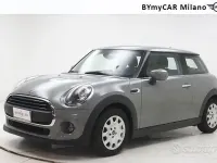 Usata Mini ONE 75 CV (55 kW) 2021 Nero Utilitaria
