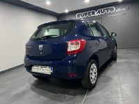 Usata Dacia Sandero Ambiance 75 CV (55 kW) 2014 Blu Berlina
