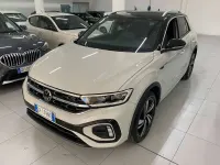 Usata VW T-Roc R-line 110 CV (80 kW) 2023 Ascot grey SUV