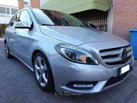 Usata Mercedes B180 Premium 109 CV (80 kW) 2012 Argento Monovolume