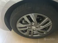 Usata Peugeot 208 75 CV (55 kW) 2021 Bianco Utilitaria