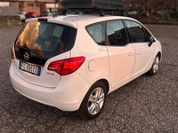 Usata Opel Meriva 2017 Bianco Monovolume