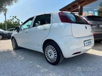 Usata Fiat Grande Punto 74 CV (54 kW) 2008 Bianco Utilitaria