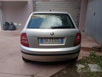Usata Skoda Fabia 54 CV (39 kW) 2003 Grigio Berlina