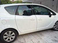 Usata Opel Meriva Cosmo 120 CV (88 kW) 2012 Bianco Monovolume