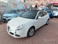 Usata Alfa Romeo Giulietta 105 CV (77 kW) 2011 Bianco Utilitaria