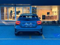 Usata Mercedes A200 Premium 136 CV (100 kW) 2015 Grigio Berlina