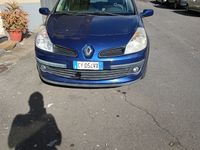 Usata Renault Clio II 85 CV (62 kW) 2005 Blu Berlina