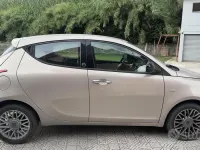 Usata Lancia Ypsilon Silver 69 CV (50 kW) 2012 Utilitaria