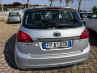 Usata Kia Venga 90 CV (66 kW) 2018 Grigio Utilitaria