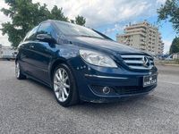 Usata Mercedes B200 140 CV (102 kW) 2006 Blu Monovolume