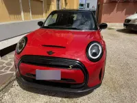 Usata Mini Cooper SE 75 kW (102 CV) 2023 Rosso Utilitaria