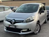 Usata Renault Scénic III XMOD 110 CV (80 kW) 2015 Grigio Monovolume