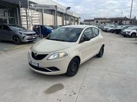 Usata Lancia Ypsilon Platinum 69 CV (50 kW) 2016 Bronzo Utilitaria
