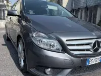 Usata Mercedes B180 Executive 109 CV (80 kW) 2013 Bronzo Utilitaria