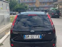 Usata Ford Fiesta 80 CV (58 kW) 2008 Nero Utilitaria
