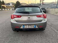 Usata Alfa Romeo Giulietta Business 105 CV (77 kW) 2013 Grigio Berlina