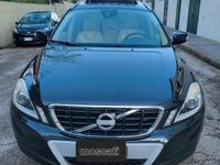 usata Volvo XC60 passaggio incluso