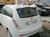 Usata Lancia Ypsilon 75 CV (55 kW) 2011 Bianco Utilitaria