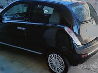 Gebraucht Lancia Ypsilon 75 PS (55 kW) 2009 Schwarz Kleinwagen