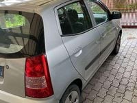 Gebraucht Kia Picanto LX 61 PS (44 kW) 2008 Silber Kleinwagen