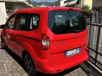 Usata Ford Tourneo Courier Titanium 75 CV (55 kW) 2017 Monovolume