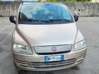 Usata Fiat Multipla 103 CV (75 kW) 2008 Giallo Monovolume