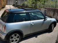Usado Mini Cooper 116 HP (85 kW) 2002 Cinzento Citadino