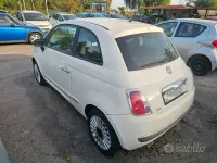 Begagnad Fiat 500 Lounge 75 HK (55 kW) 2008 Vit Halvkombi