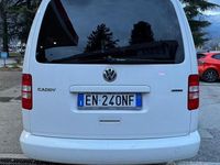 Usata VW Caddy Maxi Highline 109 CV (80 kW) 2012 Bianco Monovolume