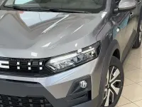 Nuova Dacia Sandero Expression 122 CV (89 kW) 2026 Grigio scisto Berlina