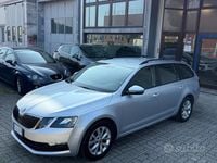 Usata Skoda Octavia G-TEC Style 130 CV (95 kW) 2019 Grigio Station wagon