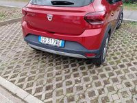 Usata Dacia Sandero Comfort 101 CV (74 kW) 2021 Rosso Berlina