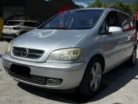 Usata Opel Zafira 101 CV (74 kW) 2005 Grigio Monovolume