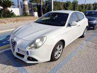 Usata Alfa Romeo Giulietta Distinctive 120 CV (88 kW) 2012 Bianco Utilitaria