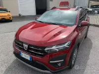 Usata Dacia Sandero Comfort 101 CV (74 kW) 2021 Rosso Berlina