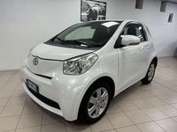 Usata Toyota iQ 68 CV (50 kW) 2009 Bianco Utilitaria