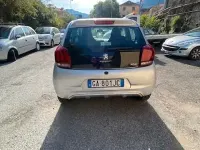 Usata Peugeot 108 Active 72 CV (52 kW) 2020 Argento Berlina