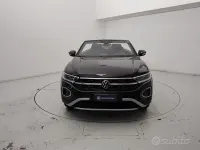Begagnad VW T-Roc Cabriolet Style 110 HK (80 kW) 2023 Svart Cab