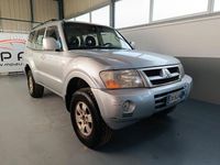 Usata Mitsubishi Pajero Instyle 160 CV (117 kW) 2005 Argento SUV
