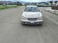 Usata Mercedes C220 Elegance 143 CV (105 kW) 2004 Berlina