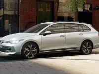 Nuova VW Golf VIII Edition 150 CV (110 kW) 2026 Dolomite silver metallizzato Station wagon